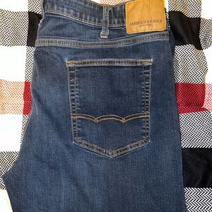 Men’s American Eagle Outfitters extreme flex orginal straight  size 42x32.